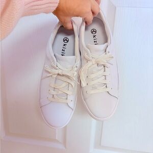 White Sneakers kizik
